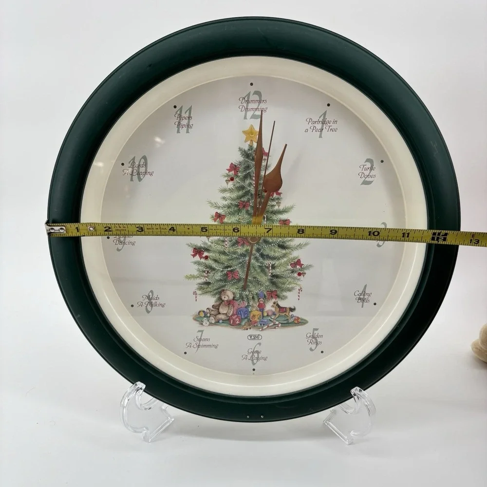 Tozaj Wall Clock 12 Days of Christmas Musical‎ Singing Lighted 13